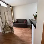 Flat Life Resort